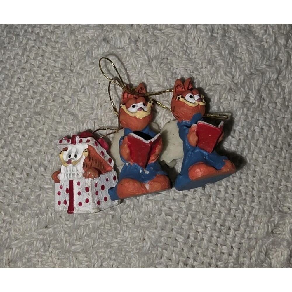 Vtg Miniature Hand Painted Garfield Angel Present Ornaments Mini Set Of 3 1"